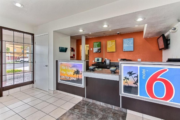Motel 6-Salinas, CA - North Monterey Area image 22